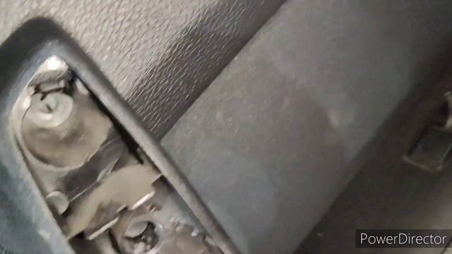 Как снять карту обшивку задней двери на Мазде 6 2008 год смотреть онлайн