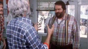 Bud Spencer - scazzottata dal barbiere