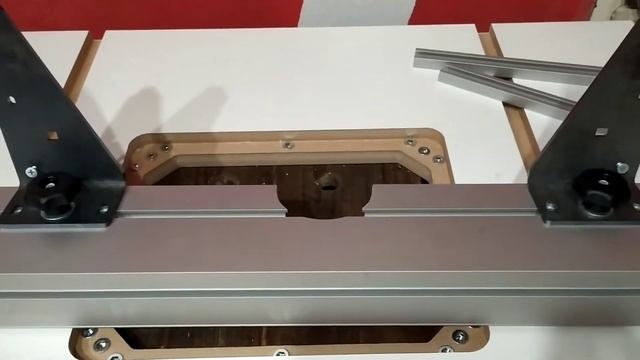 Параллельный упор для фрезерного стола от shiporezka.ru. Серия 2 смотреть онлайн