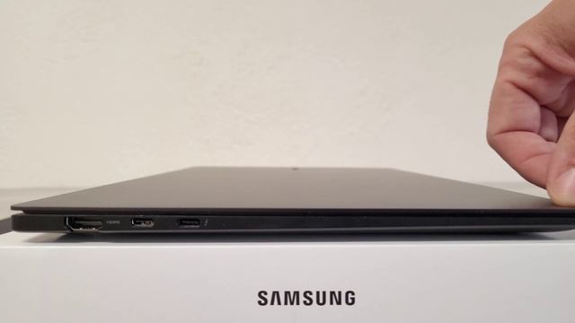 SAMSUNG Galaxy Book 2 Pro : 900 grammes de puissance ? смотреть онлайн