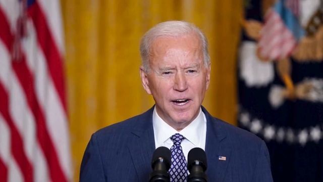 Toyota CEO Shocking WARNING To Shut Down EVs! смотреть онлайн