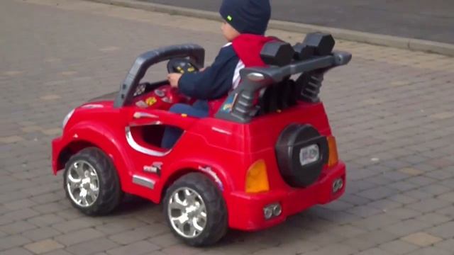 красная спортивная машина смотреть онлайн