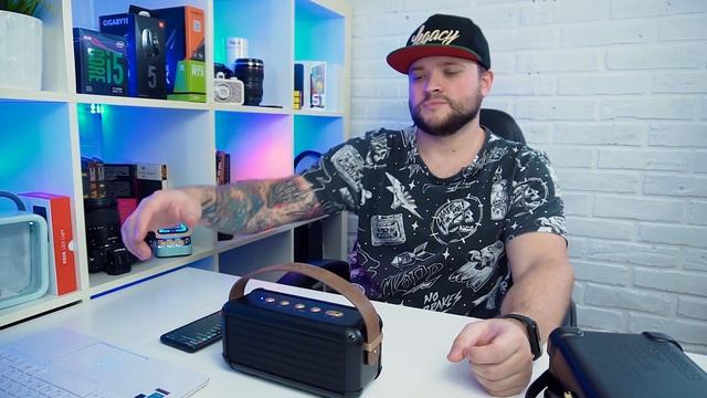 DIVOOM MOCHA обзор ? МОЩНАЯ BLUETOOTH КОЛОНКА с алиэкспресс со звуком на 360 смотреть онлайн