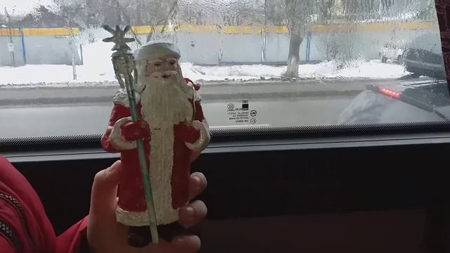 Дед Мороз из папье-маше..? смотреть онлайн