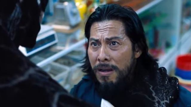 а от этой плохой Веном (2018) смотреть онлайн