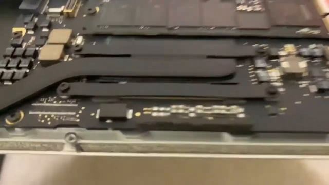 A1466 Macbook Air Screen Replacement