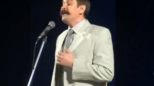 Александр Буйвол - художественный руководитель ансамбля Донских казаков - "Вдоль по улице"