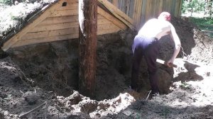Даю стройку! ЗЕМЛЯНКА от А до Б! Как коптить ЛЕЩА В ЛЕСУ? Dugout and kitchen in the forest