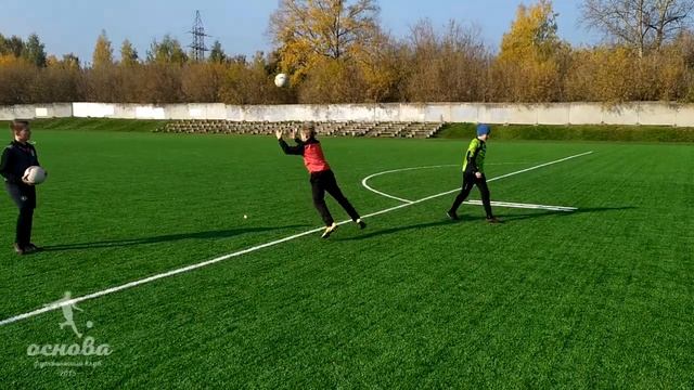 Не каждый сделает! Подкинь, отожмись и поймай. смотреть онлайн