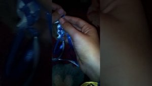 Видео урок как научиться плести браслет з лент