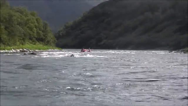 Lens_ р. Быстрая, Камчатка_river Bistraya, Kamchatka