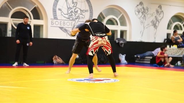 5.12.15 Турнир боевого самбо Русский Грэпплинг смотреть онлайн