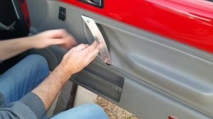 VW New Beetle Broken Door Handle Fixed in 5 minutes