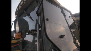 Замена стекла на экскаваторе-погрузчике CAT432D+тонировка!
