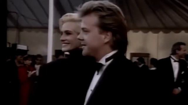 Kiefer Sutherland edit "Pretty Bones" смотреть онлайн