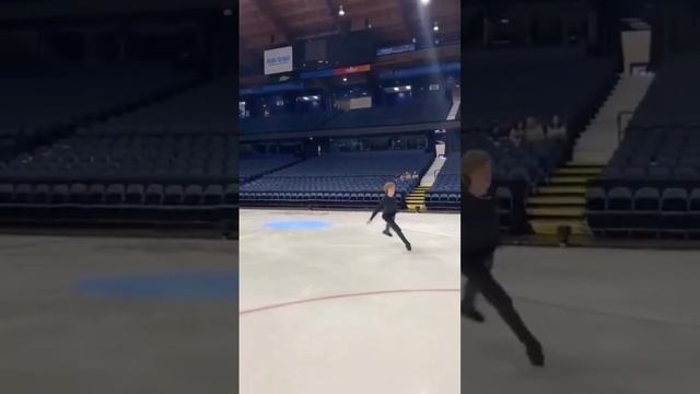 Илья Малинин 4А+3А+3А+3А+3А?#фигурноекатание#figureskating#ильямалинин#малинин смотреть онлайн