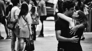 Песня про жизнь. Отличный голос. Советую послушать!