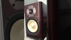 ONKYO 933 & ONKYO D302E