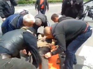 Мариуполь 09.05.14. Очень много пострадавших местных жителей Ukraine, Mariupol