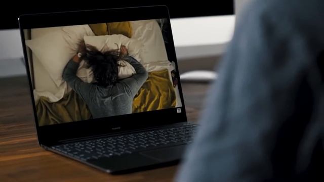 Huawei MateBook Series matebook x The Best Windows Laptops Hindi India смотреть онлайн