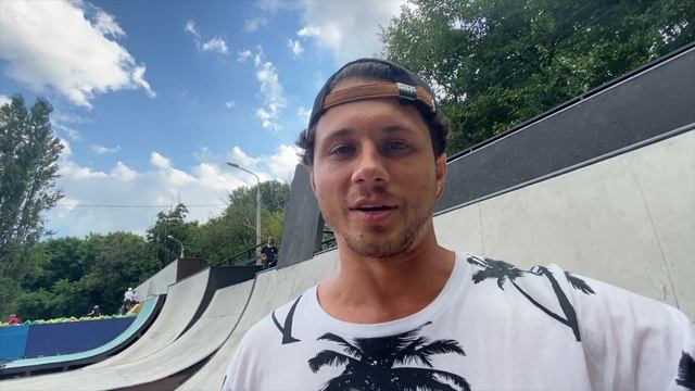 Прыгнул МИМО ПОРОЛОНКИ! Как не нужно прыгать в ПОРОЛОН смотреть онлайн