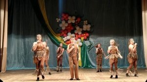 Образцовая вокальная студия "Ассоль"- "Бьют тамтамы" (Г. Струве, А. Барто)
