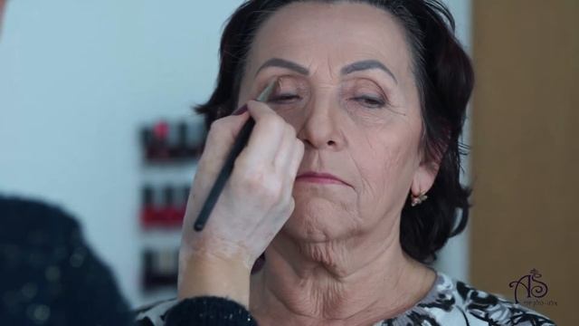 AgeLess смотреть онлайн