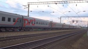 Электровоз ЭП1М-597 с пассажирским поездом