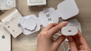 Беспроводное зарядное устройство MagSafe обзор