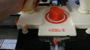 Нева 5/Сборка/Начало вязания.Кулирная гладь