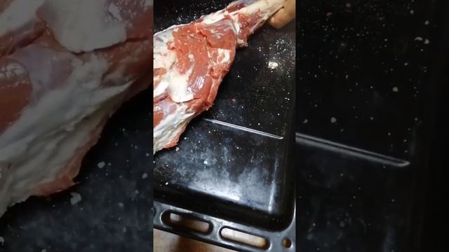 Баранья лопатка в духовке смотреть онлайн