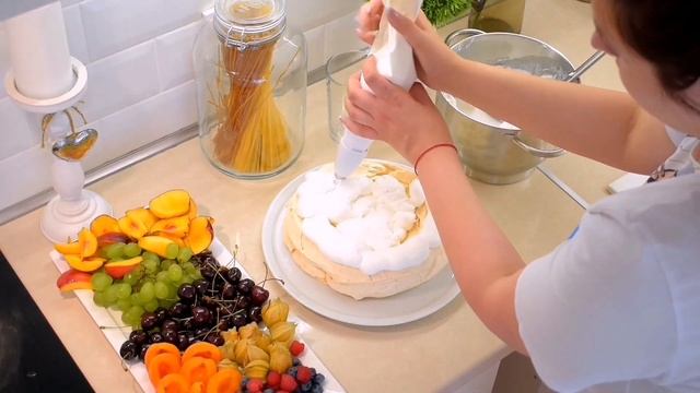 ТОРТА ПАВЛОВА / PAVLOVA CAKE