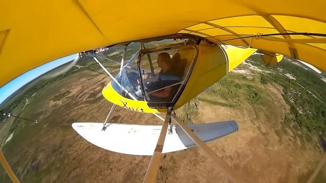 Полет самолёта с поплавками. смотреть онлайн