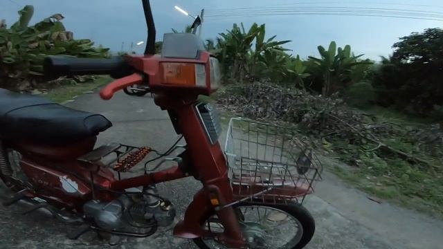 พามาชม Honda c900 คัสต้อม #3หนุ่ม3มุม #รถทริป #เครื่องแฝง смотреть онлайн