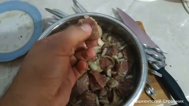 Маринуем Говядину Для Шашлыка! И Жарим Шашлык! Вкусно просто язык проглотишь! смотреть онлайн