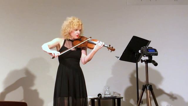 Warsaw Autumn 2022: Tomasz Skweres Deuterium  Daniela Hölbling violin