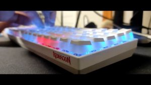 Сравнение двух смазок для клавиатуры. Krytox 205g0 и SuperLube! Как смазать стабы и свитчи.