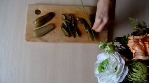 Как приготовить салат из отварной говядины с солеными огурцами