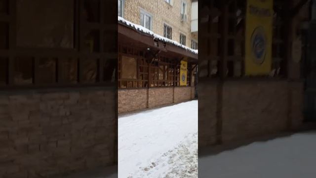 Самара. На Дне. Фирменный магазин.На улице Александра Матросова/Вольская. смотреть онлайн