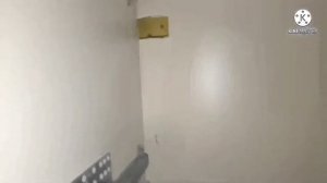 Как прикрепить шкаф, или комод к стене что бы он не падал в домашних условиях.