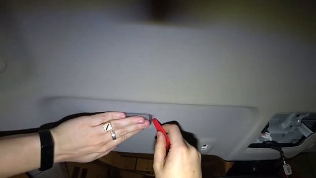 Снимаем потолок Toyota RAV4 IV (CA40) смотреть онлайн