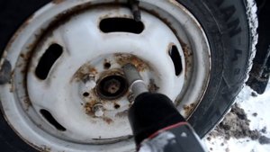 Пневматический ударный гайковерт Thorvik AIW1268