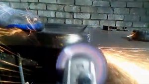 обучающее видео #4 зачистка сварочных швов