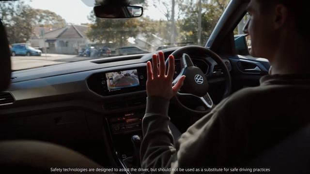 Volkswagen T-Cross - How to make the most of Park Assist смотреть онлайн