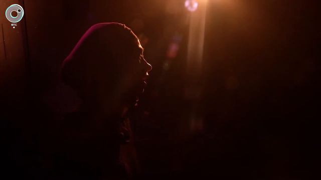 Фестиваль камерных спектаклей "Один. Два. Три" проходит в Новосибирске смотреть онлайн