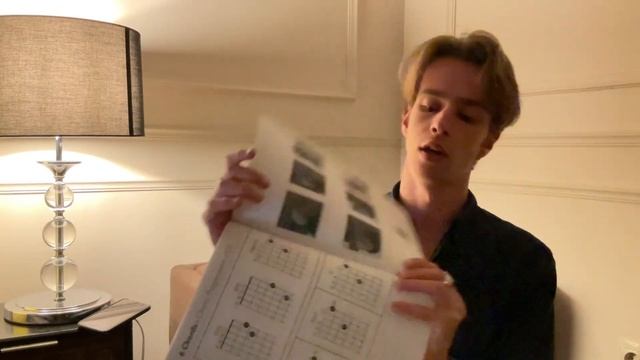 Why I Play With This Guitar. [Alhambra 4F Review] смотреть онлайн