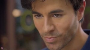 Украинская реклама чипсы Lay`s (Энрике Иглесиас)