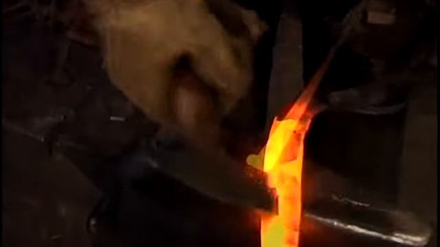 сюжет 'Уральские Традиции' (2010-06) смотреть онлайн