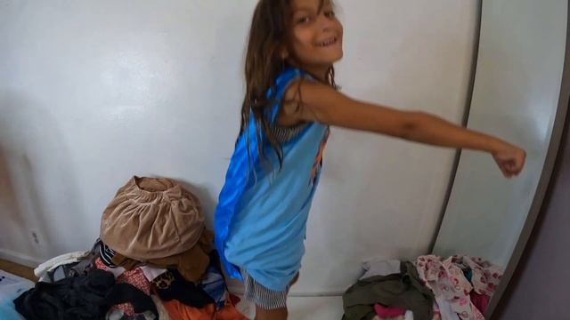 МЫ ОТКРЫЛИ ОСТРОВ КРАБОВ? ?? ll ОБЗОР Б/У ВЕЩЕЙ смотреть онлайн