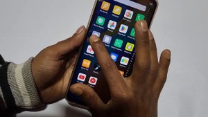 Infinix Smart 8 screen timeout kaise change kare, how to change screen lock time in infinix, displa